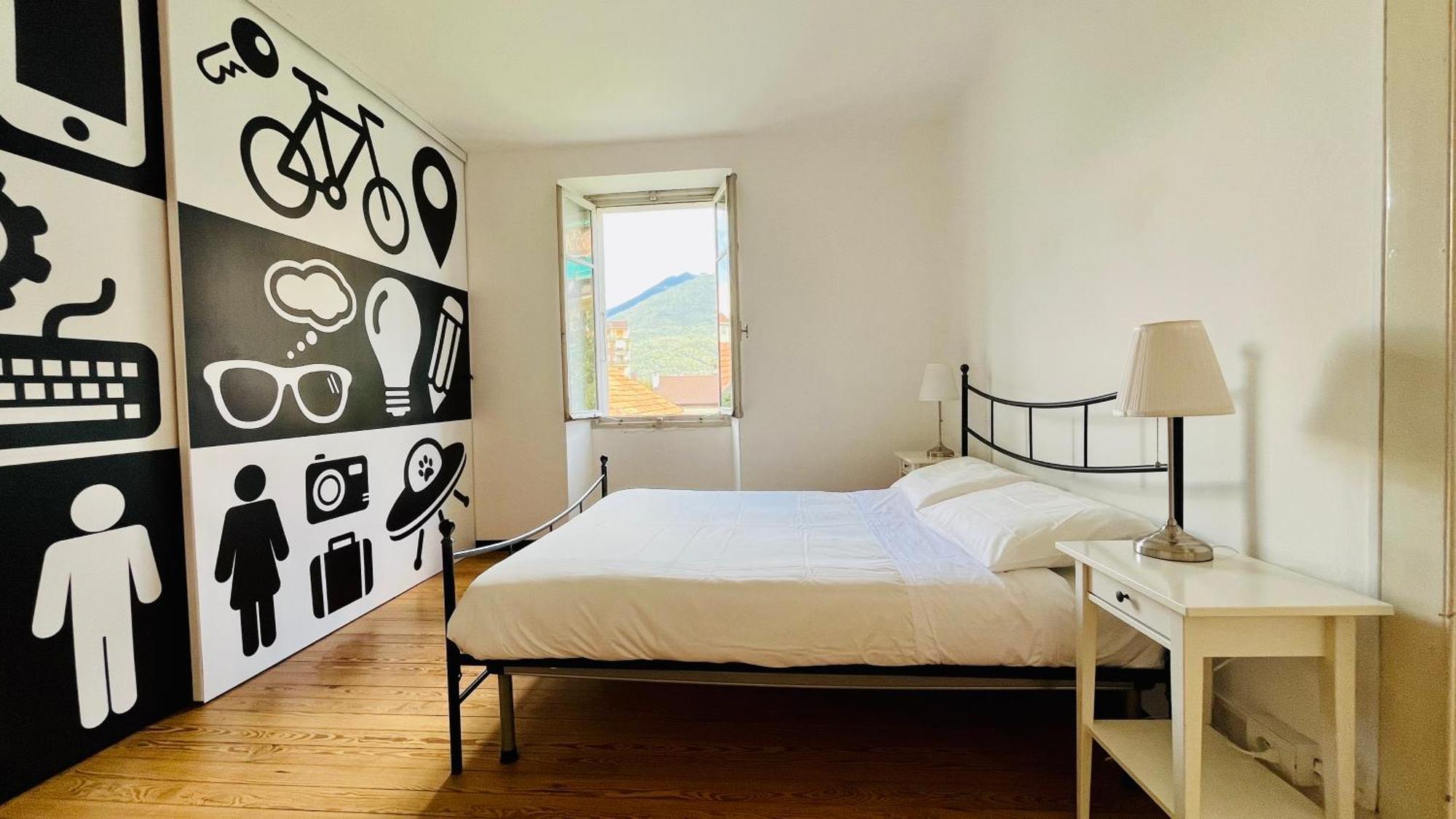 Appartamento Antica Casa Storica con Giardino Domodossola Esterno foto